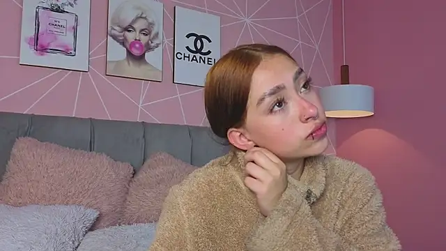 camil rayne online show from 06-10-26, 07:37
