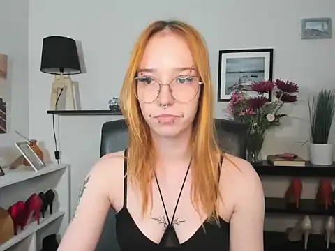foxSonya online show from 06-10-26, 05:30