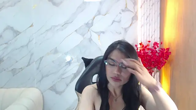Jade tf online show from 05-22-26, 01:09