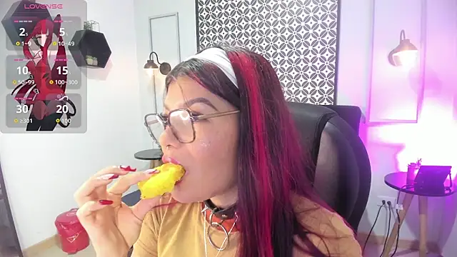 amelie furtado online show from 06-06-26, 01:05
