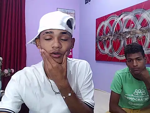 Snapshot of black_twinks chatting on 05-15-26, 04:10 black twinks online show from 05-15-26, 04:10