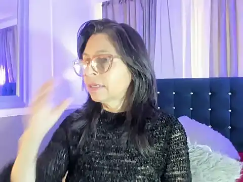 lena gray online show from 05-27-26, 01:18