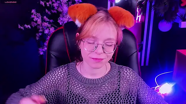 FoxxyyPolly online show from 06-01-26, 05:29