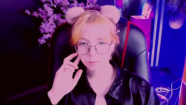 FoxxyyPolly online show from 05-22-26, 05:49