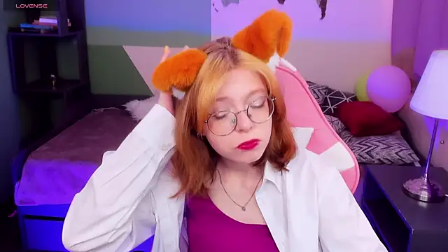 FoxxyyPolly online show from 06-08-26, 05:41