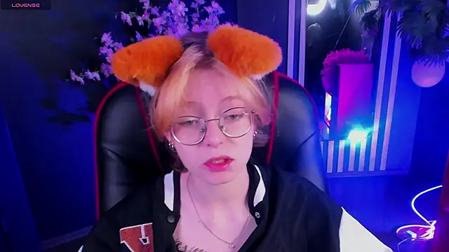 FoxxyyPolly online show from 05-30-26, 05:25