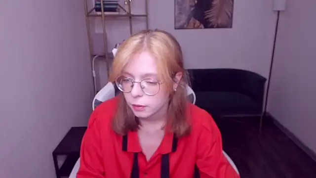 FoxxyyPolly online show from 05-16-26, 06:34
