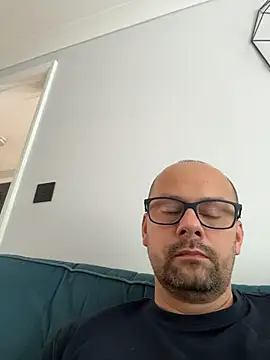 NakedAndrewHot online show from 06-21-26, 03:40
