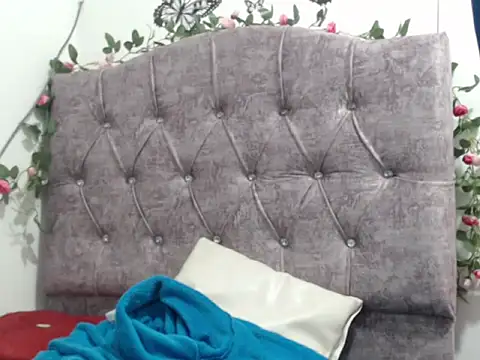 kim rosse04 online show from 05-22-26, 01:25