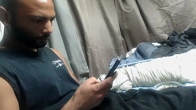 Camodick online show from 04-02-26, 01:57