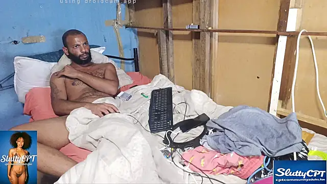 Snapshot of Camodick chatting on 02-25-26, 03:29 Camodick online show from 02-25-26, 03:29