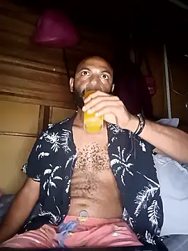 Snapshot of Camodick chatting on 02-04-26, 06:03 Camodick online show from 02-04-26, 06:03