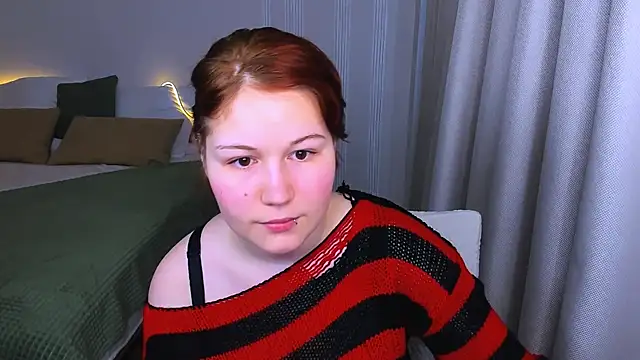MiaLacrice online show from 06-07-26, 03:34