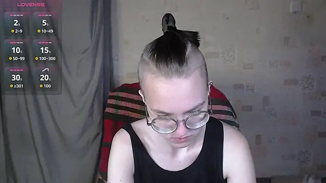 Alessa Kiss online show from 06-20-26, 10:09