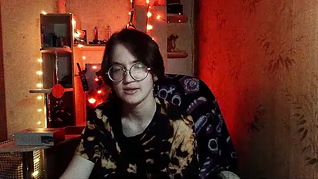 Alessa Kiss online show from 05-19-26, 06:04