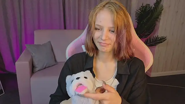 AliceJohansone online show from 06-21-26, 01:33