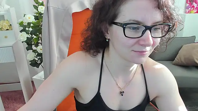 Snapshot of AureliaGleam chatting on 06-01-26, 01:28 AureliaGleam online show from 06-01-26, 01:28