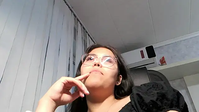 Anda here online show from 06-14-26, 02:40