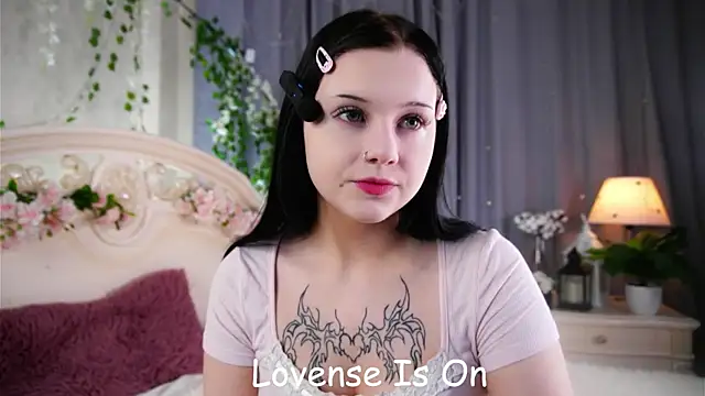 MelaineCore online show from 06-04-26, 01:27