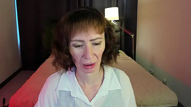 gracekellyyy online show from 06-24-26, 04:11