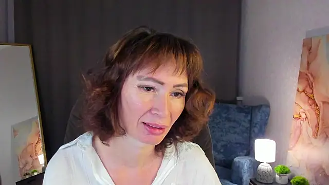 gracekellyyy online show from 06-10-26, 04:03