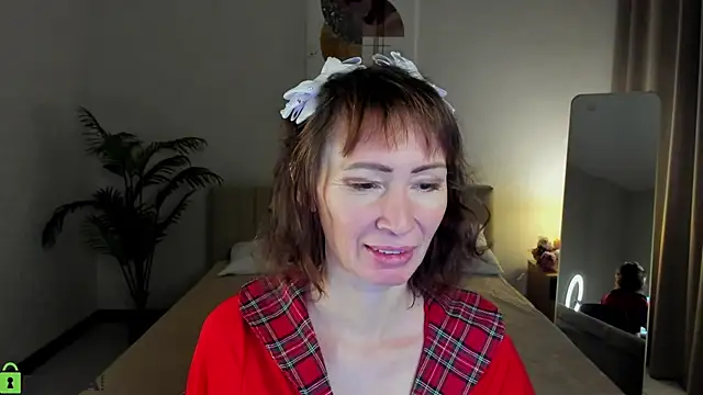 gracekellyyy online show from 06-27-26, 03:56