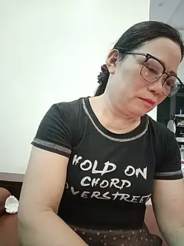 Snapshot of -Lytina- chatting on 07-13-26, 11:20 -Lytina- online show from 07-13-26, 11:20