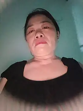 Snapshot of -Lytina- chatting on 06-26-26, 11:43 -Lytina- online show from 06-26-26, 11:43
