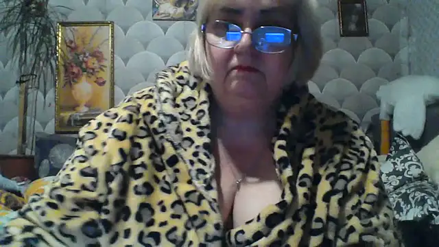MarinaFarina53 online show from 06-15-26, 09:03
