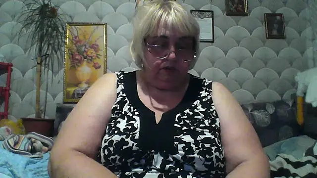 MarinaFarina53 online show from 05-29-26, 05:52