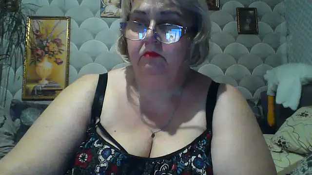 MarinaFarina53 online show from 06-11-26, 06:38