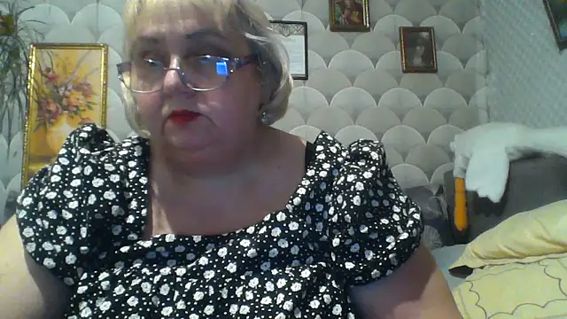 MarinaFarina53 online show from 06-08-26, 06:19