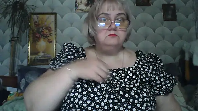 MarinaFarina53 online show from 06-19-26, 05:13
