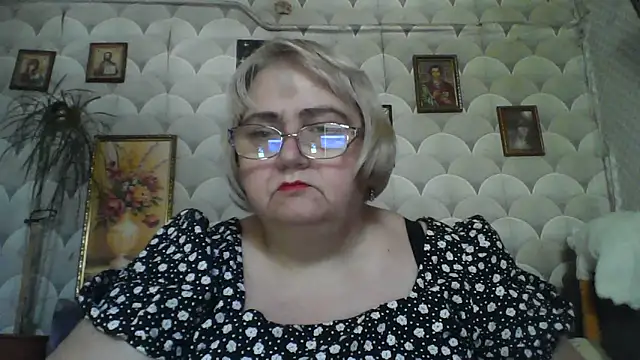 MarinaFarina53 online show from 06-11-26, 05:37