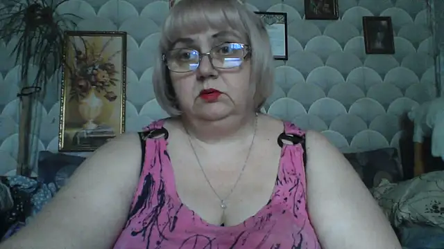 MarinaFarina53 online show from 06-18-26, 11:59