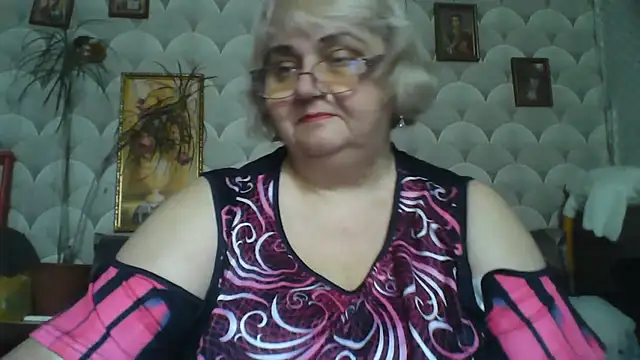 MarinaFarina53 online show from 05-22-26, 08:56