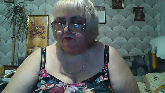 MarinaFarina53 online show from 06-25-26, 05:18