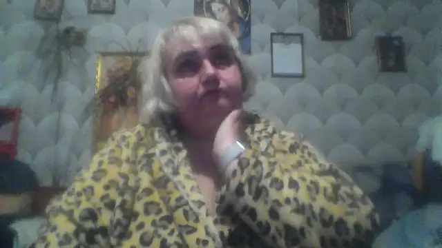 MarinaFarina53 online show from 05-18-26, 07:29