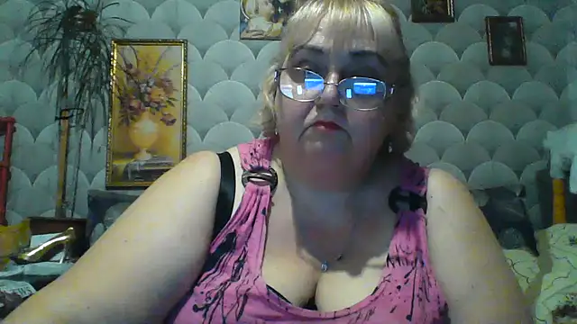 MarinaFarina53 online show from 06-24-26, 05:55
