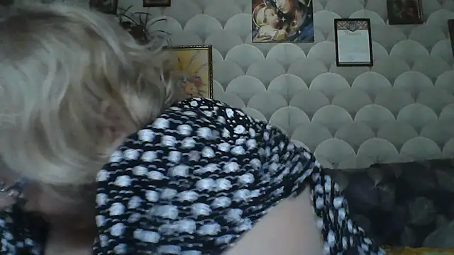 MarinaFarina53 online show from 06-26-26, 05:24