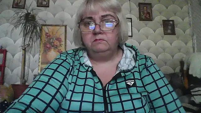 MarinaFarina53 online show from 05-29-26, 05:46