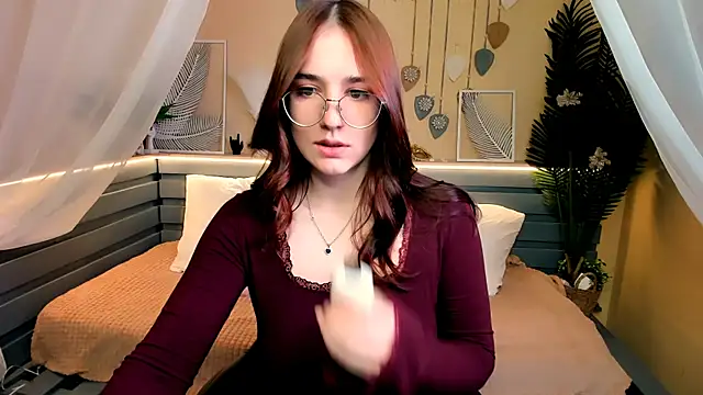 Maya Winters online show from 05-26-26, 10:35