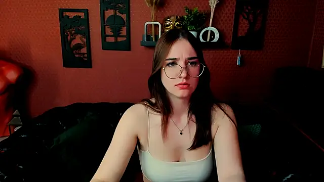 Maya Winters online show from 05-13-26, 10:33