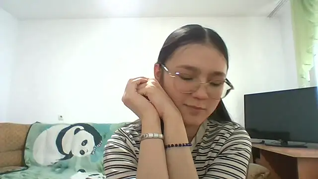 MalindaPerrino online show from 05-11-26, 07:54