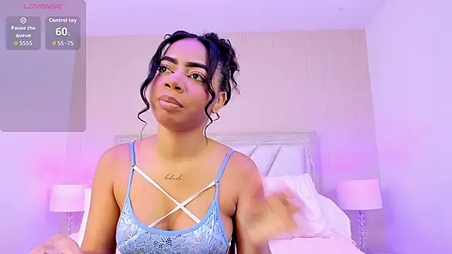 TyraKayne online show from 06-13-26, 03:48