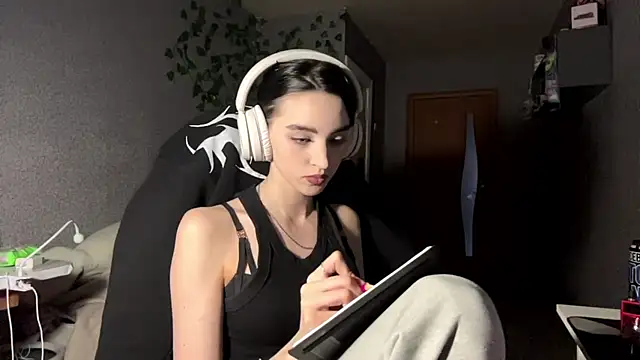 NightFoxxx online show from 05-25-26, 10:14