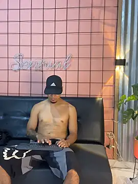 criss hardcock  online show from 05-14-26, 01:19