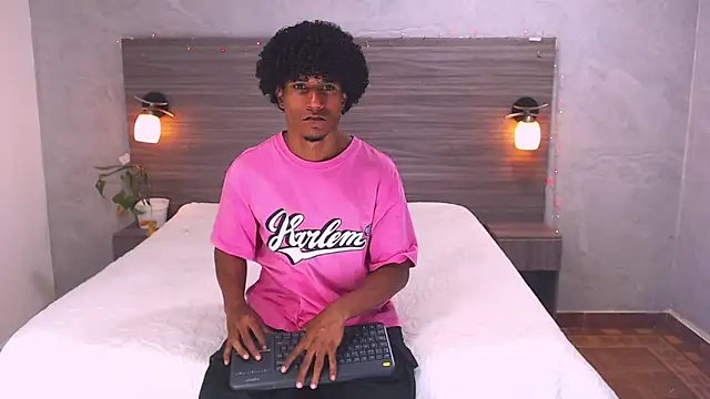 Dilan Hall online show from 06-20-26, 07:41