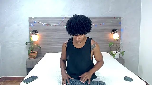 Dilan Hall online show from 06-16-26, 04:40