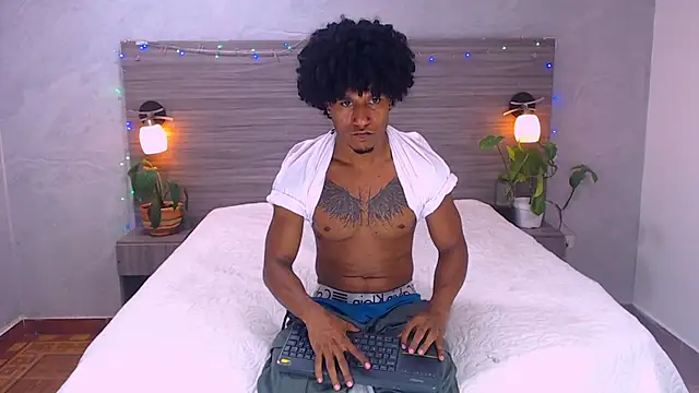 Dilan Hall online show from 06-10-26, 08:32